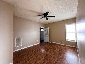 201 E McLean St, Unit A in Manchester, TN - Building Photo - Building Photo