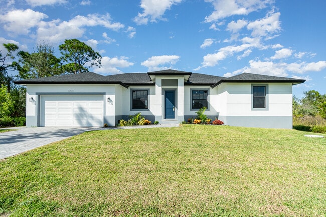 property at 15633 Lakeland Cir
