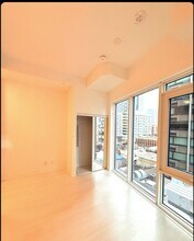 308 Jarvis St in Toronto, ON - Building Photo - Building Photo