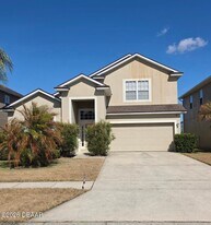 1953 Cove Point Rd in Port Orange, FL - Building Photo