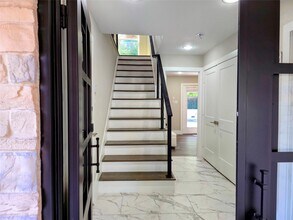 7 Leisure Ln in Spring, TX - Building Photo - Building Photo