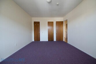 22-28 Steinway St-Unit -2 in Queens, NY - Building Photo - Building Photo