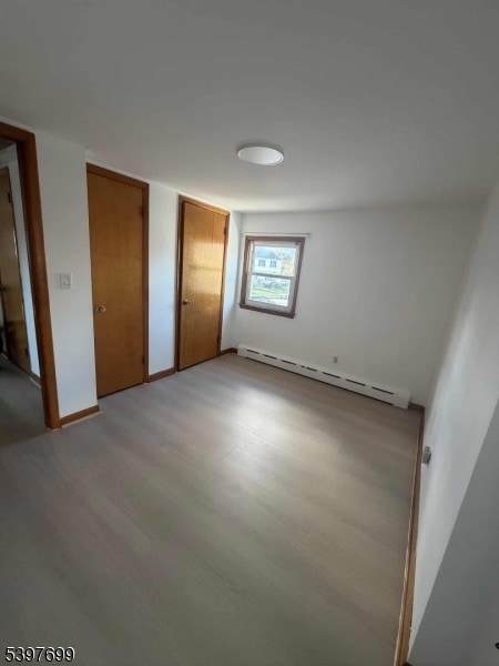 6 Oakwood Pl in North Brunswick, NJ - Building Photo - Building Photo