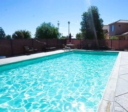 649 Betten St in Los Banos, CA - Building Photo - Building Photo