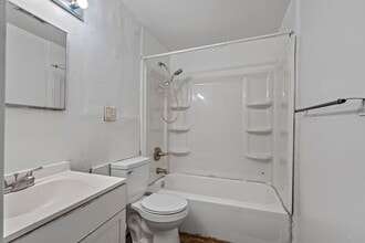 5218.5 Elm St in Fort Smith, AR - Building Photo - Building Photo