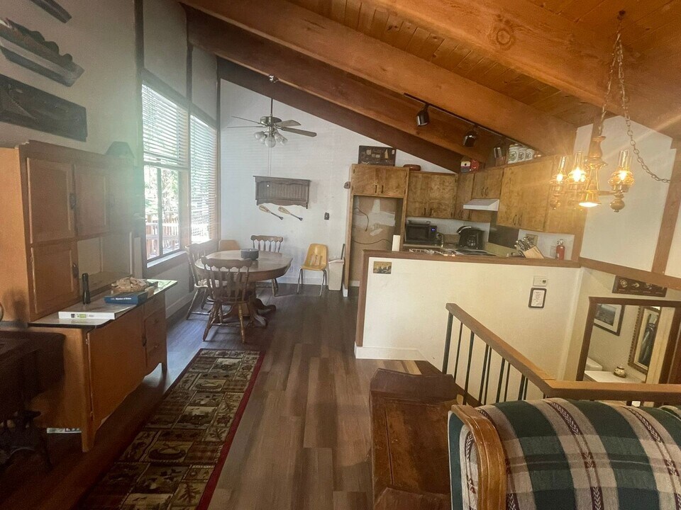 915 Harold Dr in Incline Village, NV - Building Photo