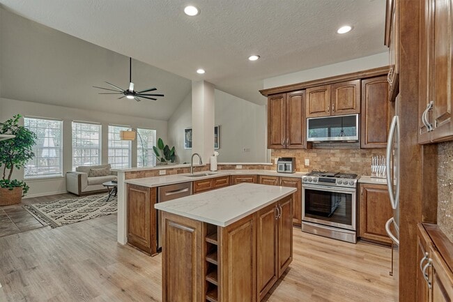 property at 10 E Sterling Pond Cir