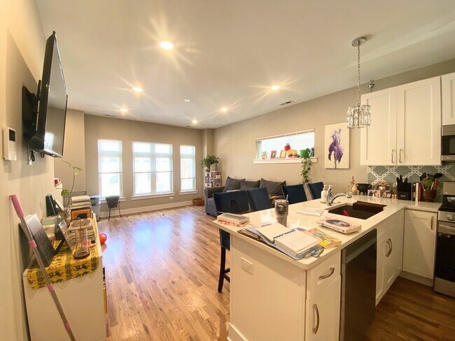 643 E 50th St in Chicago, IL - Building Photo - Building Photo