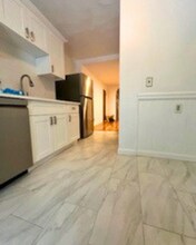 66 Elm St in Cambridge, MA - Foto de edificio - Building Photo