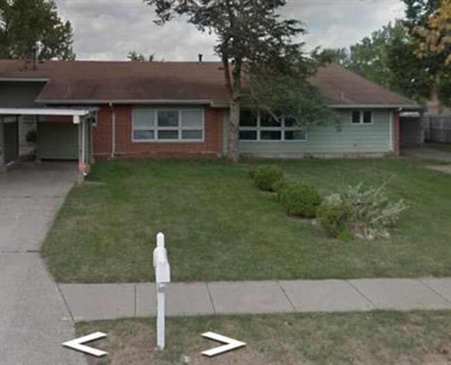 property at 1507 Fairway Dr