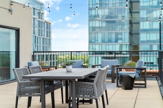 963 Lake St in Oak Park, IL - Foto de edificio - Building Photo