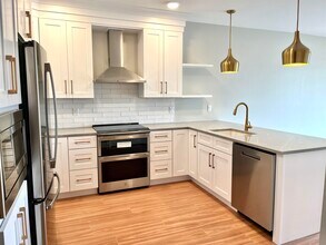 99 Foundry Pl in Portsmouth, NH - Building Photo - Building Photo