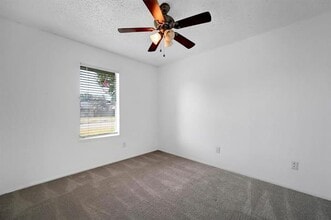 2713 Charter Oak Dr in Plano, TX - Building Photo - Building Photo