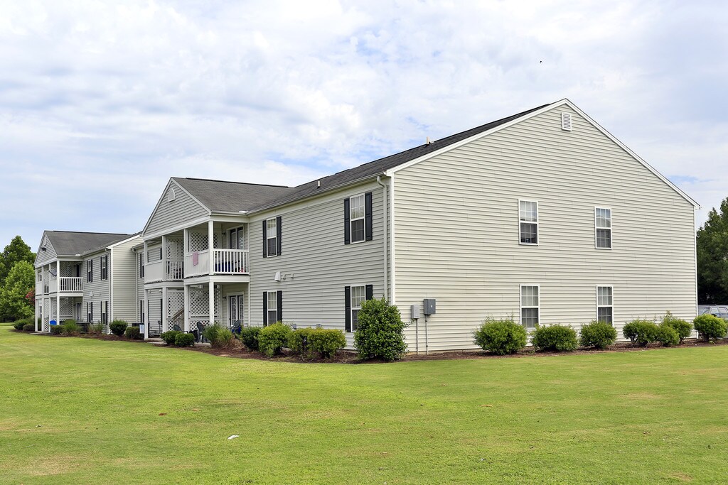 Ivystone at Palmetto Pointe Apartments Myrtle Beach, SC Apartments For Rent