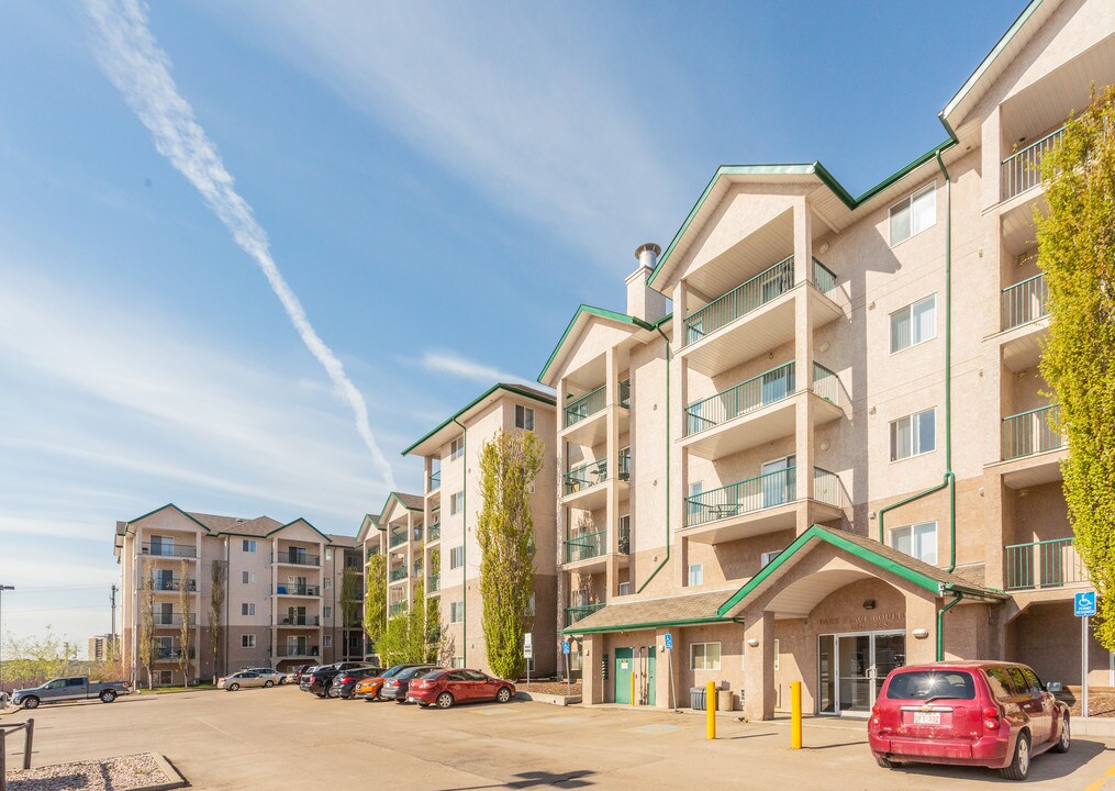 Park Place Boulevard Condos in Edmonton, AB - Building Photo