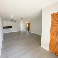 3611 NW 194th Terrace in Miami Gardens, FL - Building Photo - Building Photo