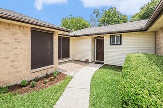 2513 Harpers Ferry Crossing in League City, TX - Building Photo - Building Photo
