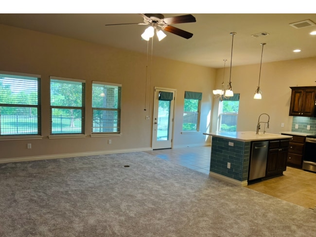 18400 Agua Dr in Edmond, OK - Building Photo - Building Photo