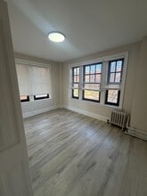 1 Bedroom in CWE, Unit 22 in St. Louis, MO - Foto de edificio - Building Photo