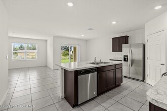2158 Jupiter Blvd SW in Palm Bay, FL - Building Photo - Building Photo