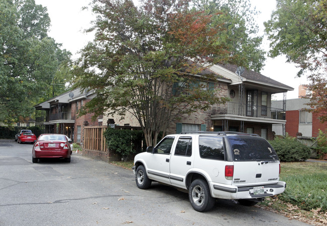 Norriswood Townhomes in Memphis, TN - Building Photo - Building Photo