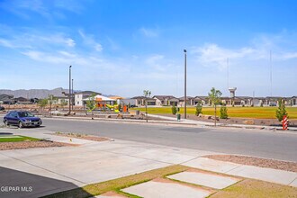 7480 Rio Rimac Dr in El Paso, TX - Building Photo - Building Photo