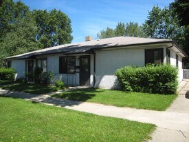 3502 Dawes St in Madison, WI - Building Photo