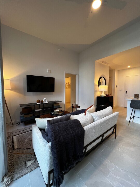 79 NW 31st St, Unit B21 in Miami, FL - Foto de edificio