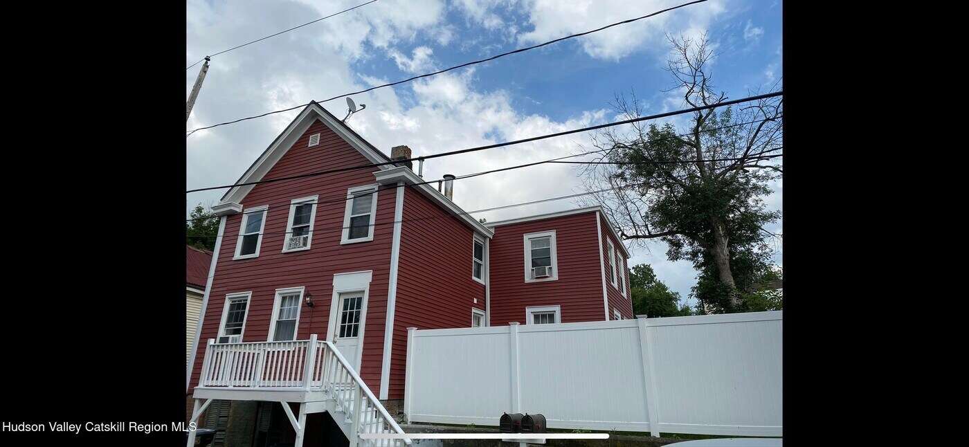78-80-80 N 2nd St in Hudson, NY - Building Photo