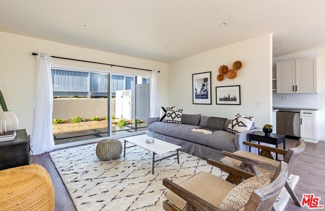 property at 6455 Sycamore Meadows Dr