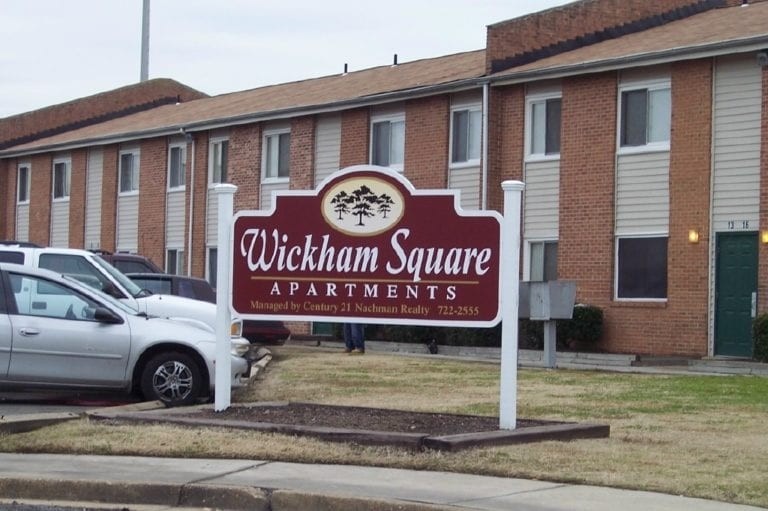 Wickham Square Apartments in Newport News, VA - Building Photo