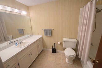 205 Dogwood Dr in Starkville, MS - Building Photo - Building Photo