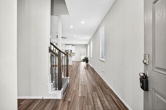 9205 Inland Leather Ln in Shenandoah, TX - Building Photo - Building Photo