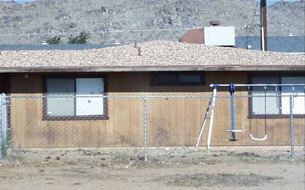 15851 Chehalis Rd in Apple Valley, CA - Building Photo - Building Photo