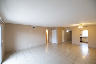 970 S Pantano Rd in Tucson, AZ - Foto de edificio - Building Photo