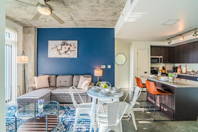 333 E Roosevelt St in Phoenix, AZ - Building Photo - Building Photo