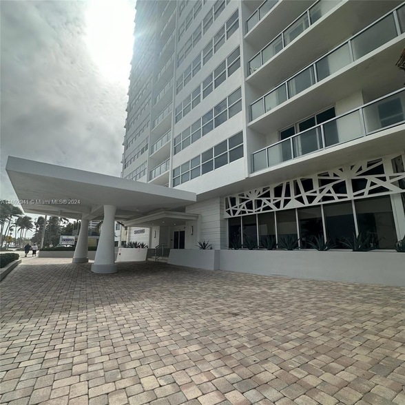 209 N Fort Lauderdale Beach Blvd