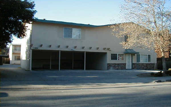 622 Mariposa Ave in Mountain View, CA - Foto de edificio