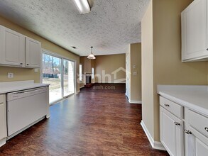 5296 Under Way in Sugar Hill, GA - Building Photo - Building Photo