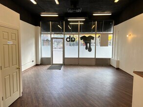 500 Elmwood Ave in Buffalo, NY - Building Photo - Interior Photo