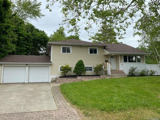 property at 23 Duncan Ln