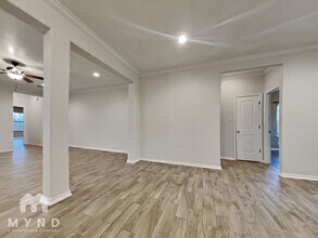 3638 Lydia St in Houston, TX - Foto de edificio - Building Photo