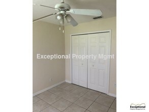 1242 SE 8th St in Cape Coral, FL - Building Photo - Building Photo