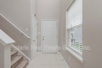 1876 Misty Lake Dr in Indianapolis, IN - Building Photo - Building Photo