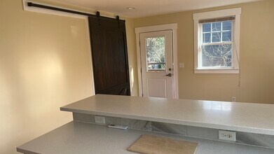 113 Woodrow Ave, Unit B in Asheville, NC - Building Photo - Building Photo