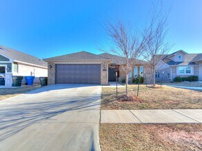 3009 Kettle Rd in Norman, OK - Building Photo - Building Photo