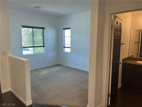 10862 Knickerbocker Ave in Las Vegas, NV - Building Photo - Building Photo