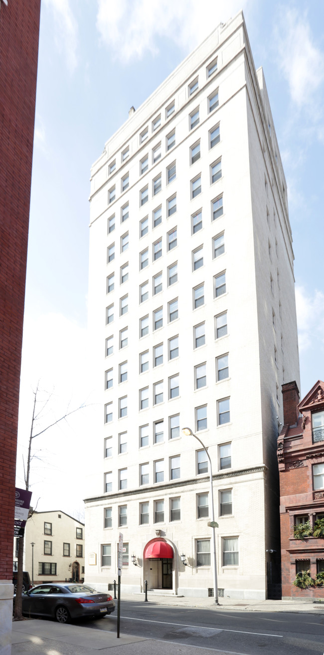 Delancey Place in Philadelphia, PA - Foto de edificio - Building Photo