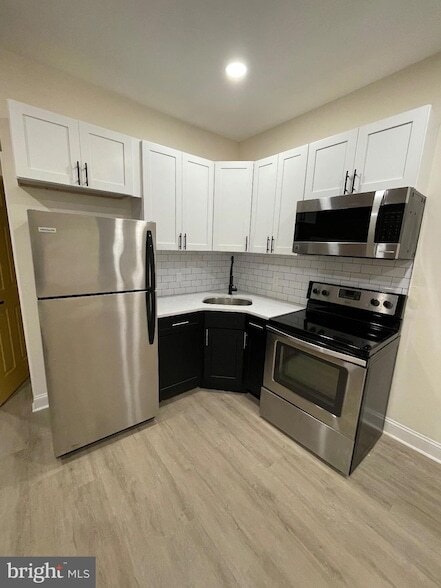 2813 N 9th St in Philadelphia, PA - Foto de edificio - Building Photo