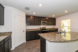 2534 Atwater Dr in North Port, FL - Building Photo - Building Photo